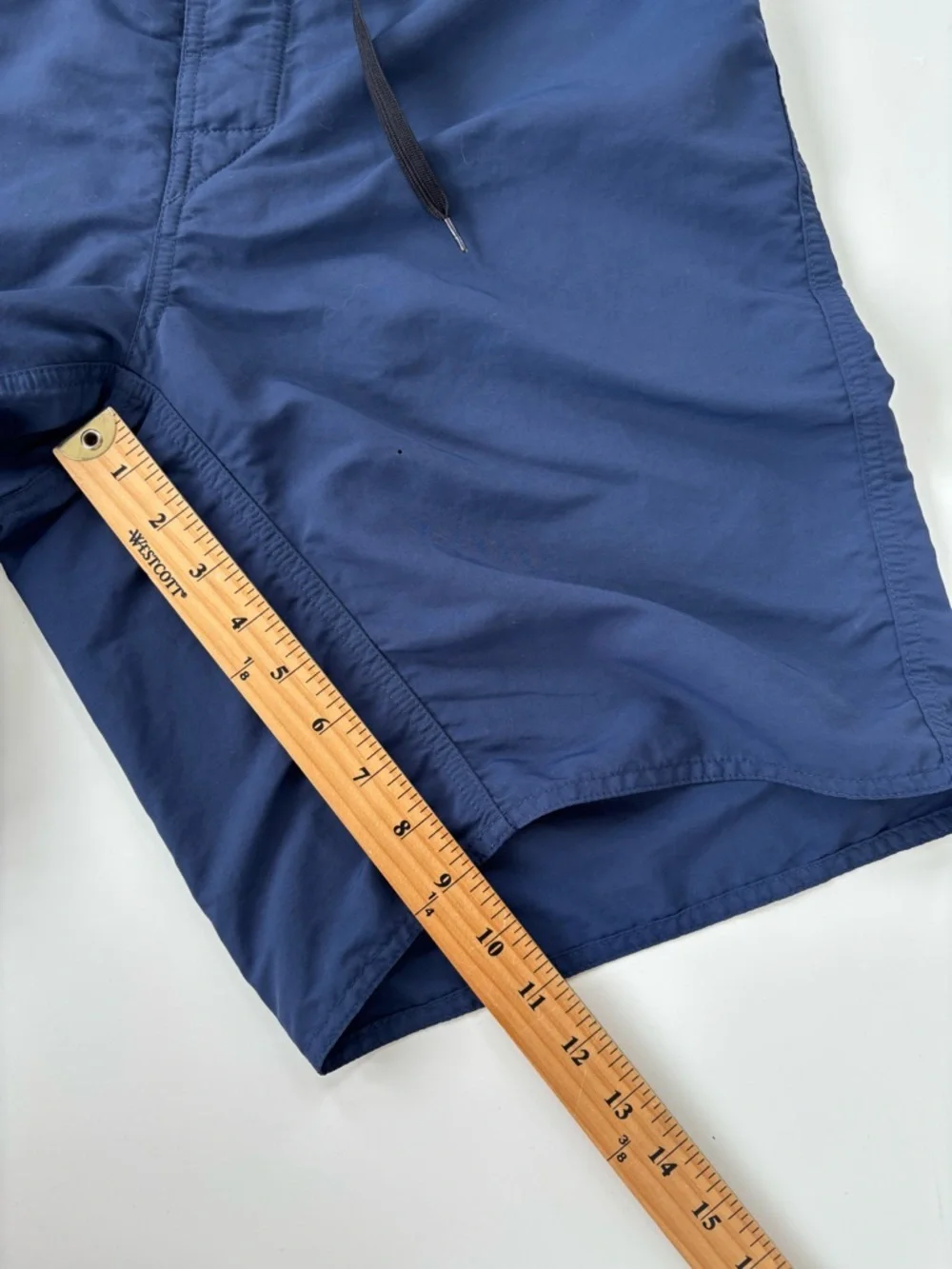 Patagonia Men’s Navy Blue Wavefarer II Board Shorts Surf Swim Size 32